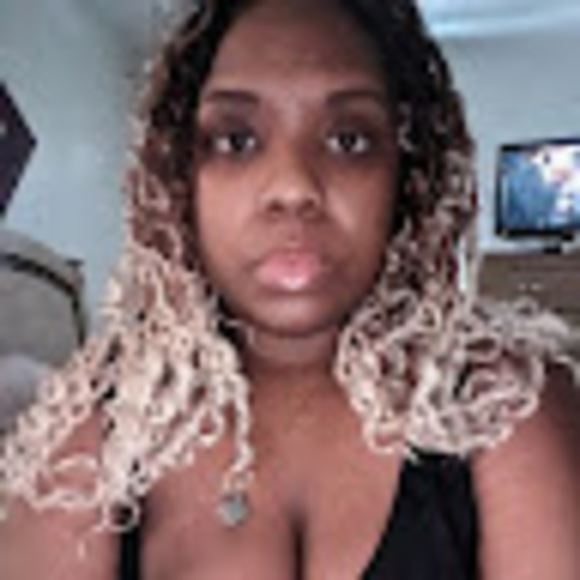 angela_worsley
